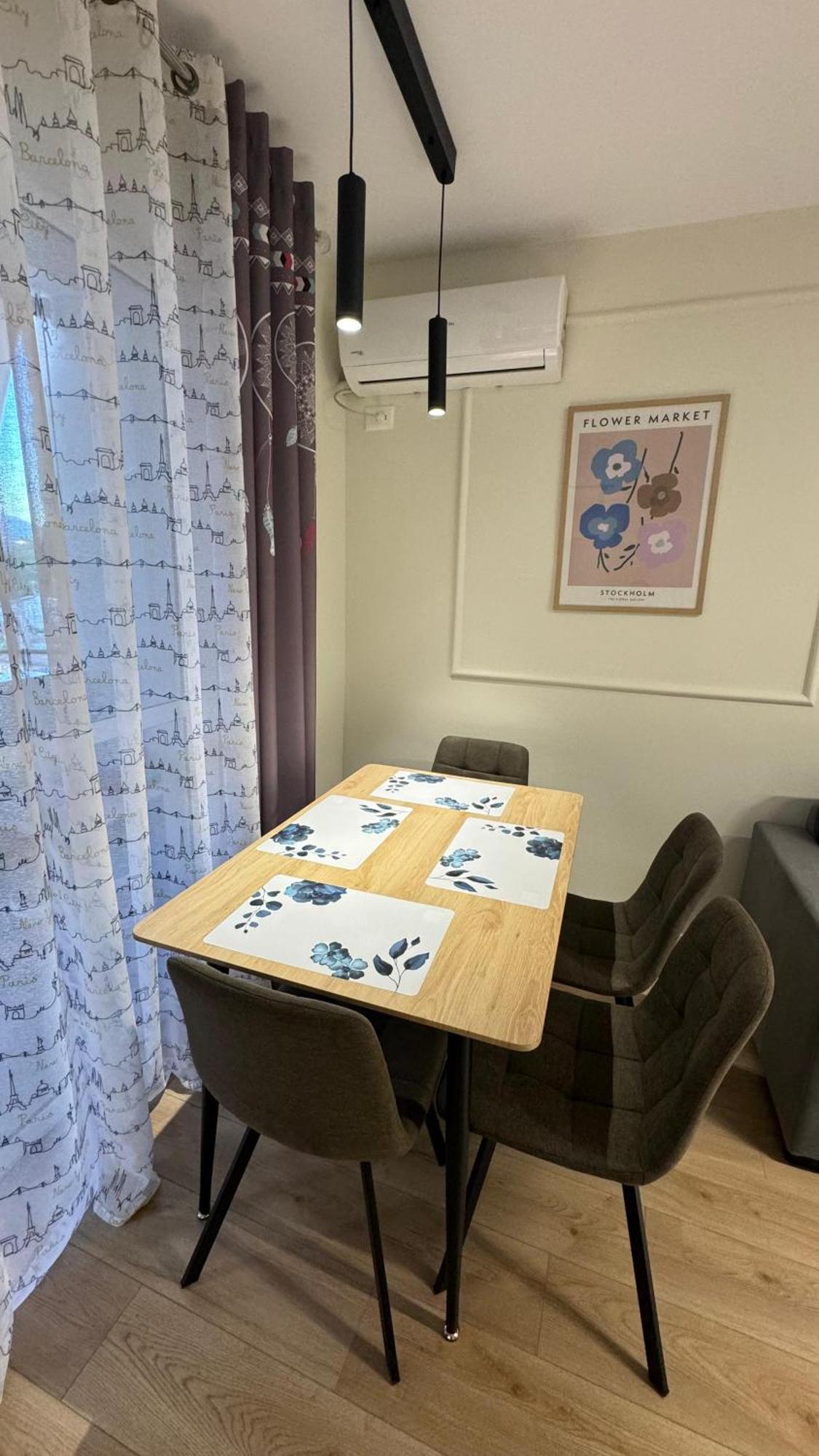 Charming Comfort Apartment Tiranë Ngoại thất bức ảnh