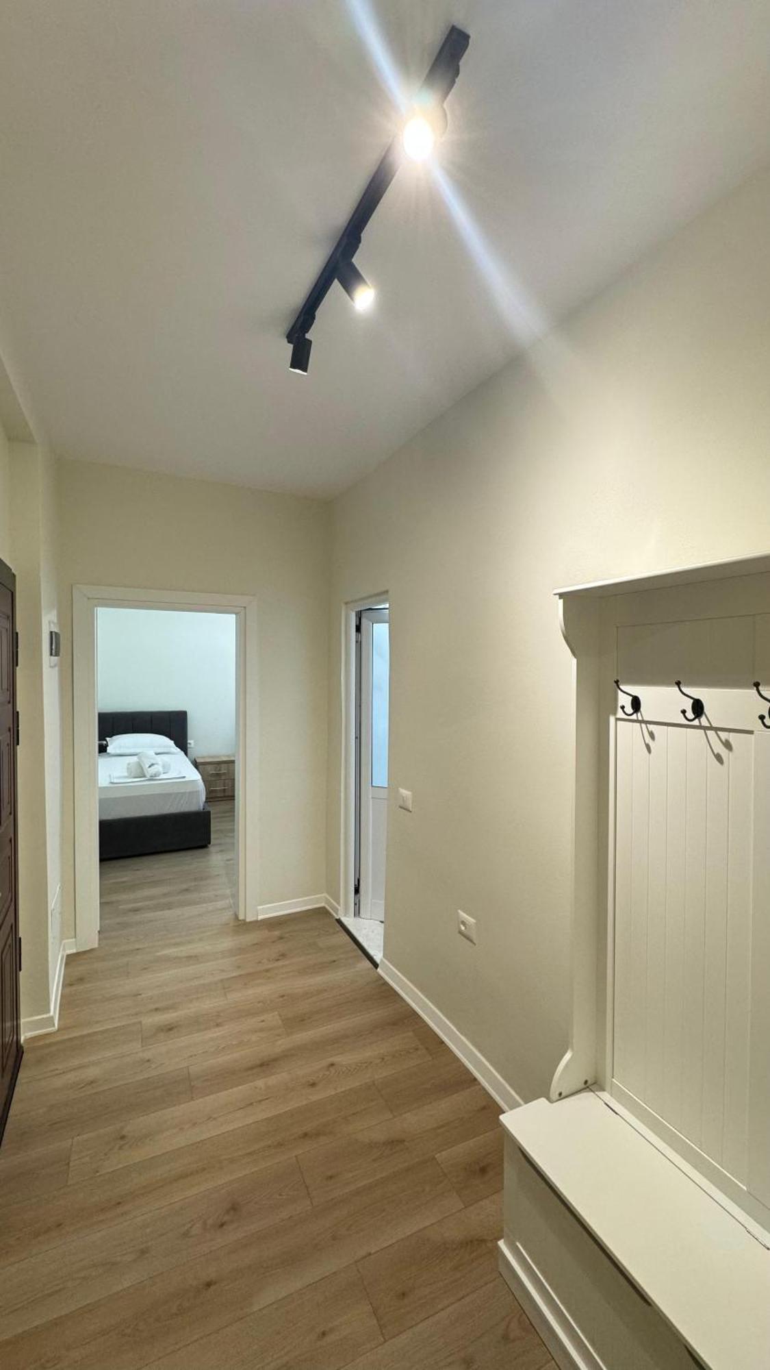 Charming Comfort Apartment Tiranë Ngoại thất bức ảnh