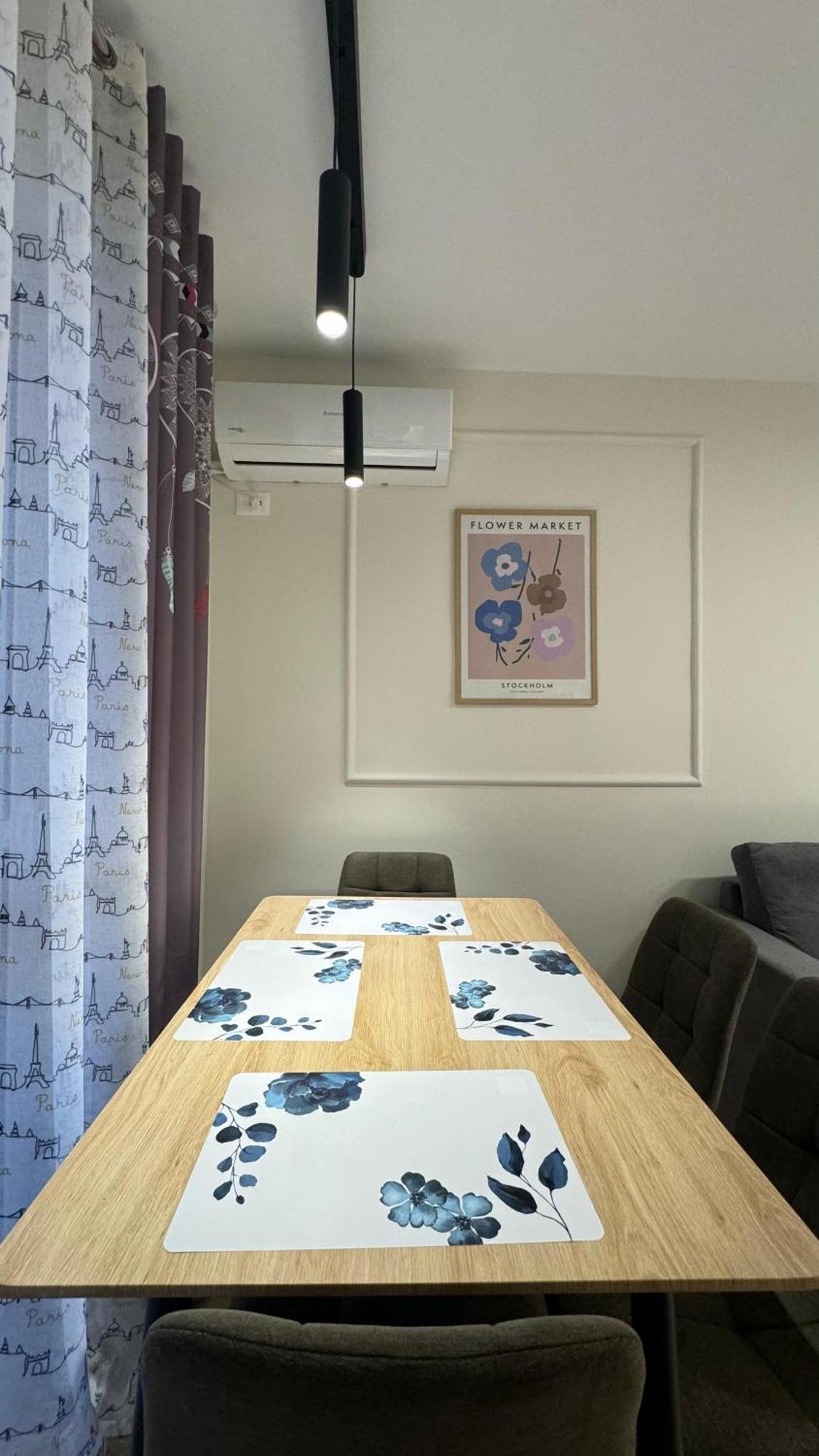 Charming Comfort Apartment Tiranë Ngoại thất bức ảnh