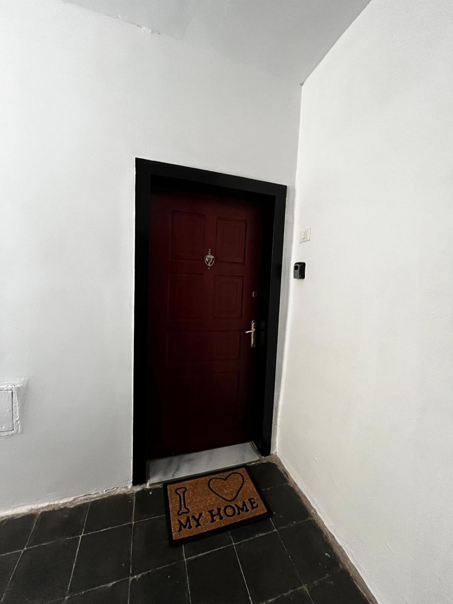 Charming Comfort Apartment Tiranë Ngoại thất bức ảnh
